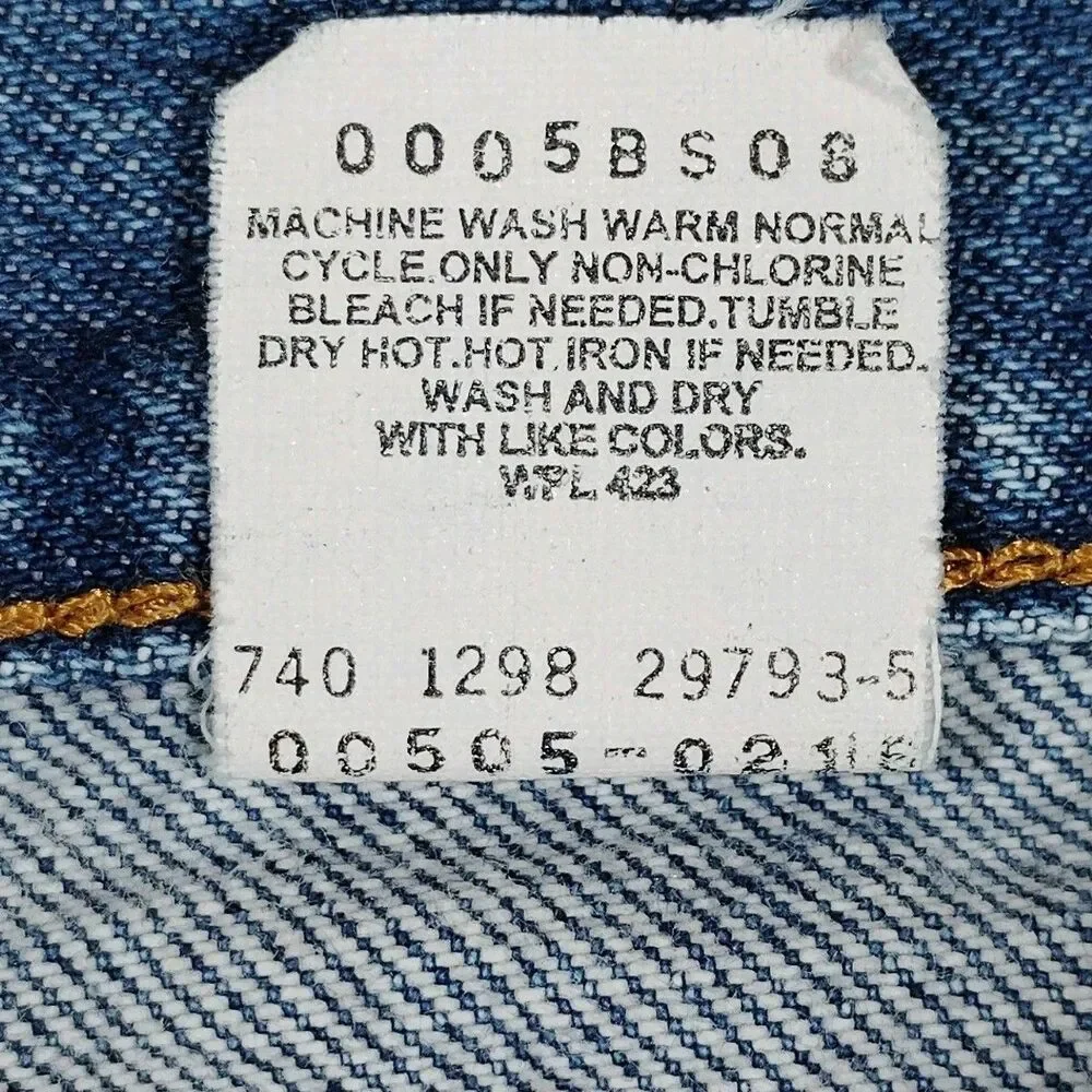 Vintage Levi’s 505 Regular Fit 34 x 29 Denim Blue 1990's Straight Leg 100% Cotto